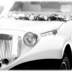 Valge pulmaauto
